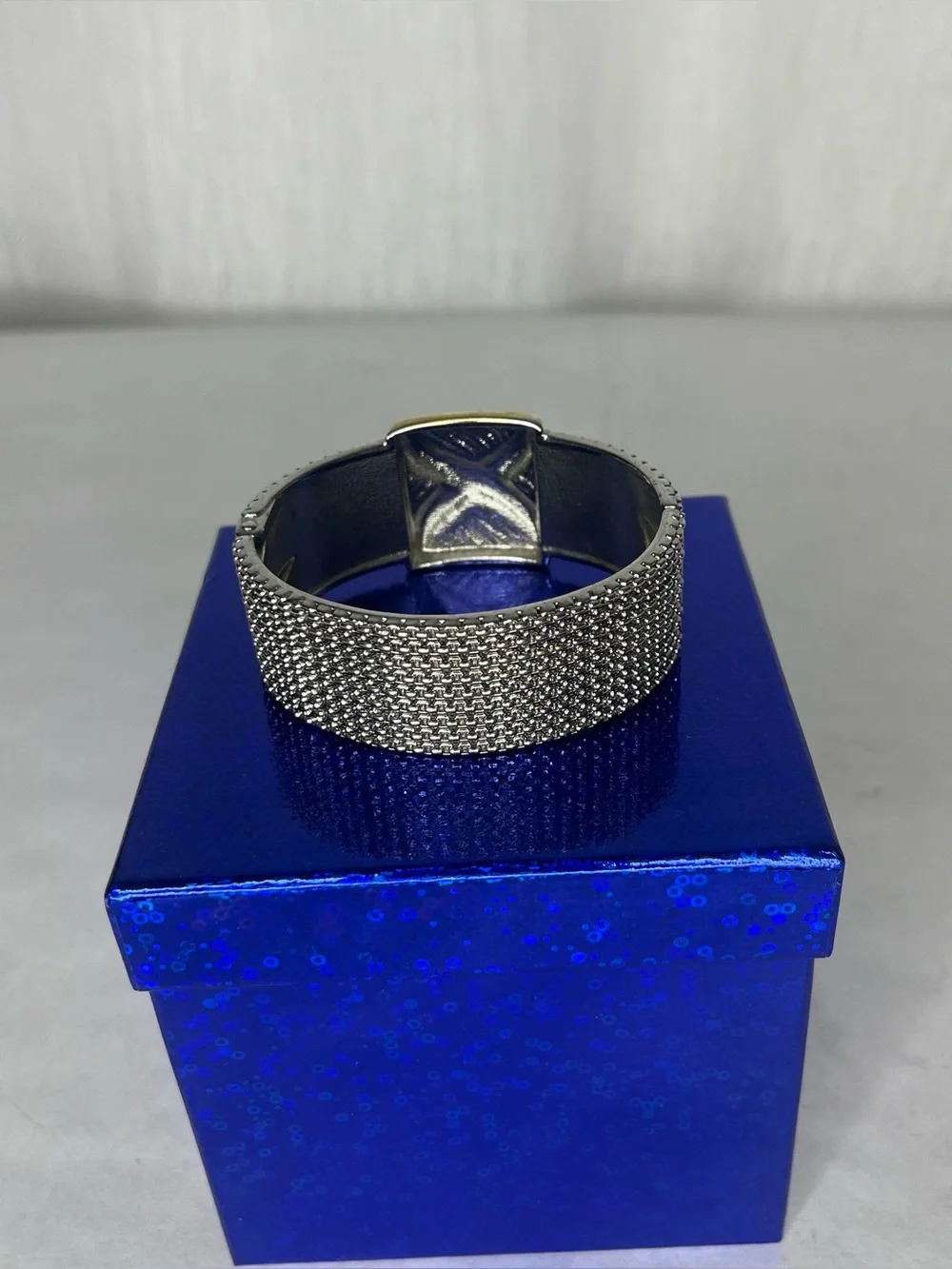 Silver hinge bracelet